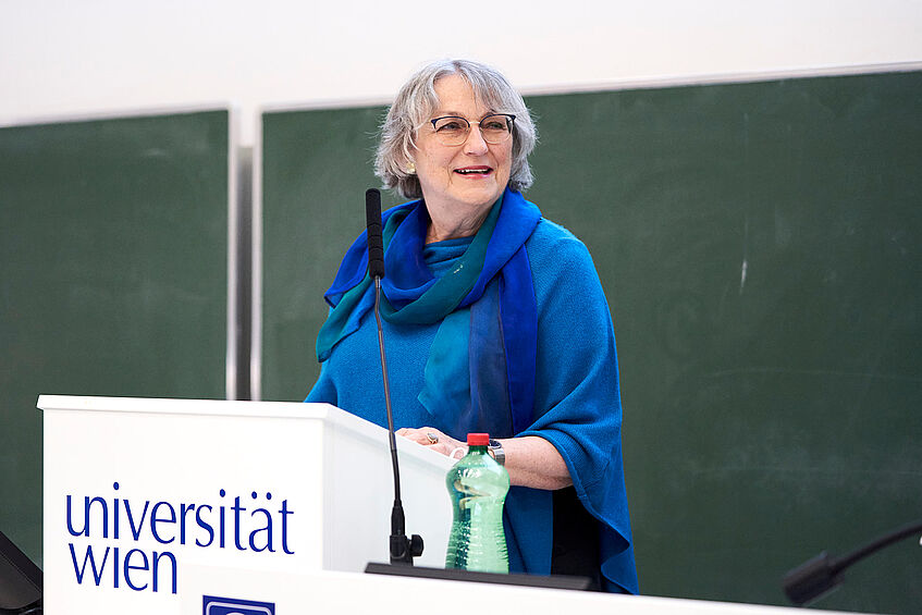 Vizerektorin Regina Hitzenberger,  2022-05-19 Buchpräsentation und Denkmalsenthüllung, Foto Markus Korenjak (c) Uni Wien